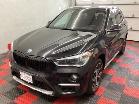 Used 2017 BMW X1 xDrive28i AWD/4WD image 1
