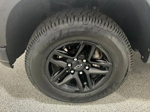Used 2021 Chevrolet Silverado 1500 LT Trail Boss w/ Bed Protection Package image 36