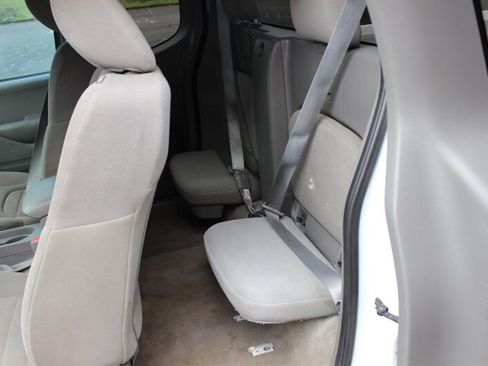 Used 2016 Nissan Frontier S image 13