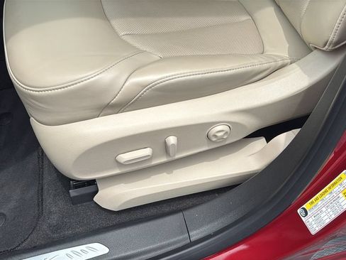 Used 2020 Buick Envision Essence FWD image 11