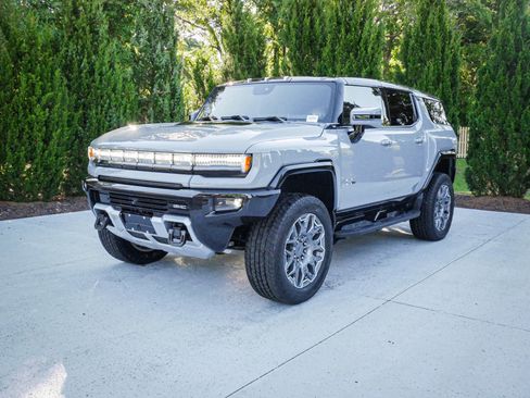 Used 2025 GMC Hummer EV 3X AWD/4WD image 5