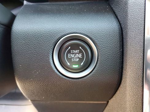 Used 2024 GMC Acadia Denali w/ Super Cruise Package image 23