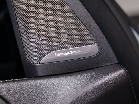 Used 2024 BMW X5 M60i AWD/4WD image 36