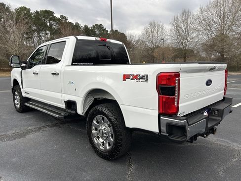 Used 2023 Ford F250 Lariat w/ Chrome Package image 22