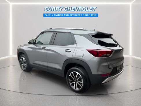 Used 2025 Chevrolet TrailBlazer LT w/ Driver Confidence Package AWD/4WD image 10