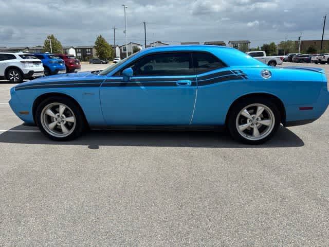 Used 2009 Dodge Challenger R/T RWD image 2