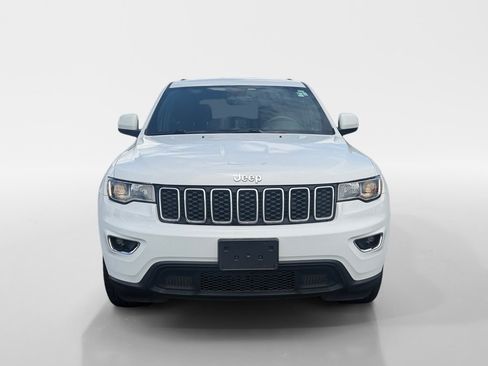 Used 2017 Jeep Grand Cherokee Laredo RWD image 14