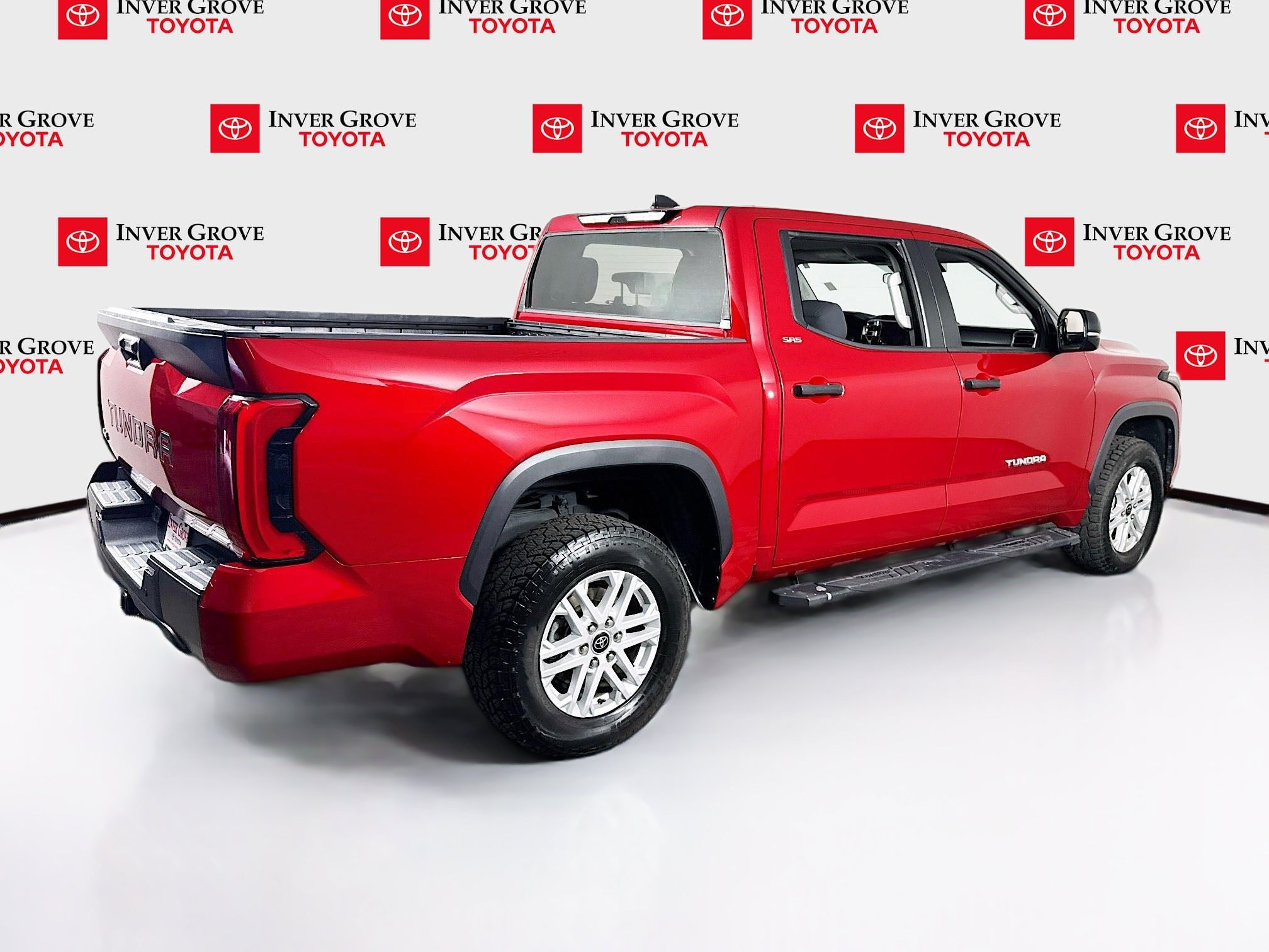 Used 2024 Toyota Tundra SR5 w/ SR5 Convenience Package AWD/4WD image 5