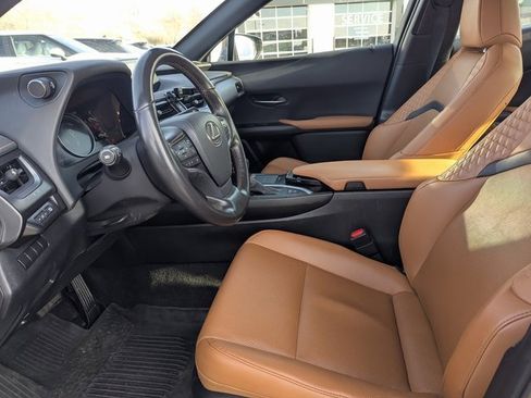 Used 2021 Lexus UX 250h w/ Premium Package image 22
