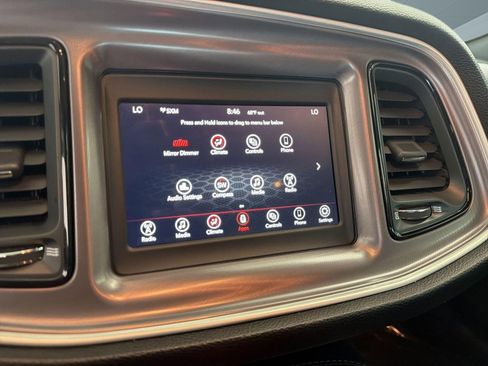 Used 2021 Dodge Challenger SXT image 18