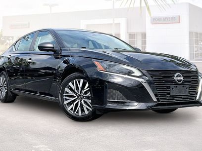 Used 2025 Nissan Altima 2.5 SV