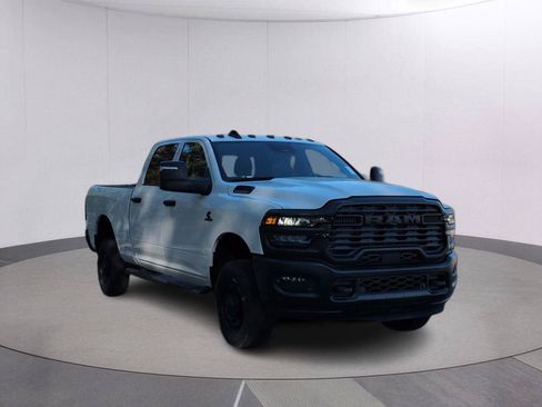 New 2026 RAM 2500 Tradesman AWD/4WD image 7