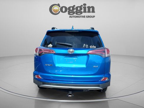 Used 2018 Toyota RAV4 XLE image 5