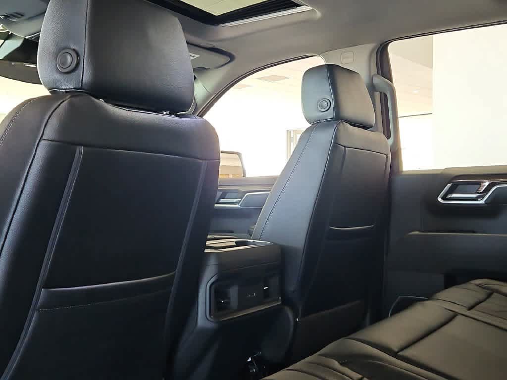 New 2026 Chevrolet Silverado 1500 RST AWD/4WD image 16