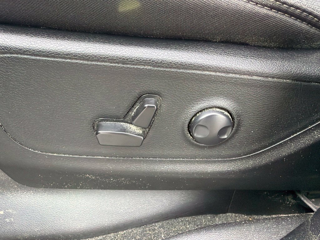 Used 2023 RAM 1500 Big Horn AWD/4WD image 25