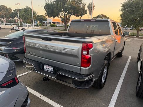 Used 2025 Chevrolet Silverado 1500 LT AWD/4WD image 4