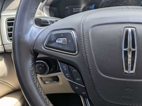 Used 2017 Lincoln MKZ Premiere FWD image 22
