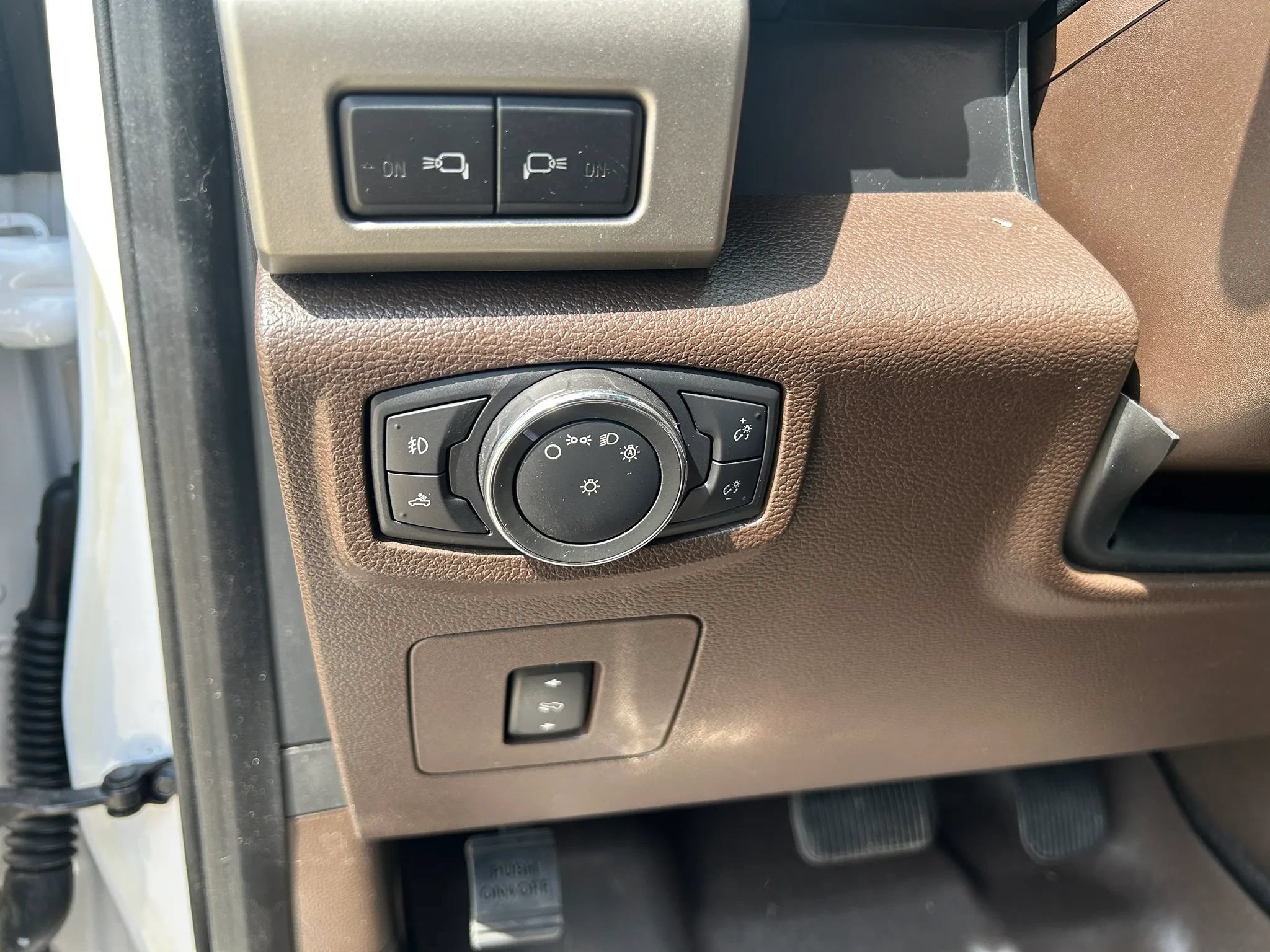 Used 2015 Ford F150 King Ranch w/ Trailer Tow Package RWD image 18