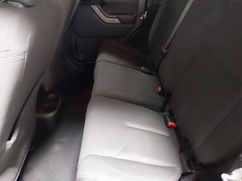 Certified 2018 Jeep Wrangler Unlimited Sport S image 27