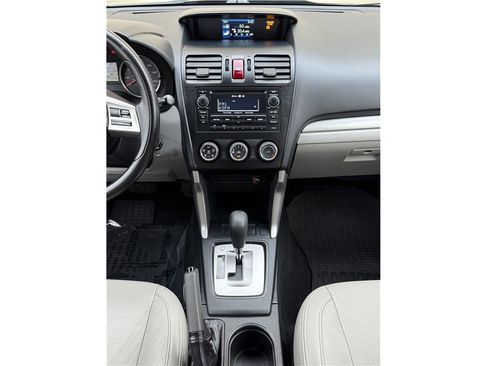 Used 2015 Subaru Forester 2.5i Premium image 16