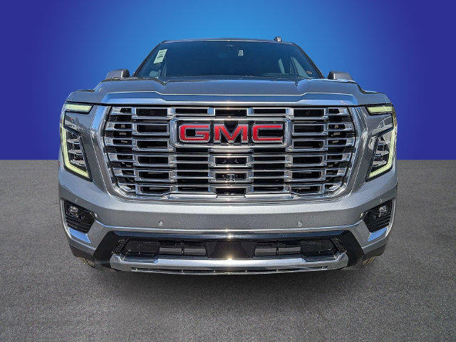 Used 2025 GMC Yukon XL Denali AWD/4WD image 8