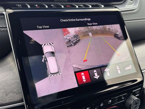 New 2025 Jeep Grand Cherokee Limited w/ Luxury Tech Group II image 19