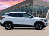 Used 2024 Kia Seltos EX image 4