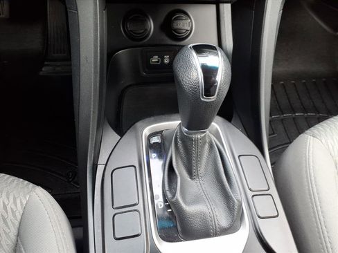 Used 2018 Hyundai Santa Fe Sport image 27