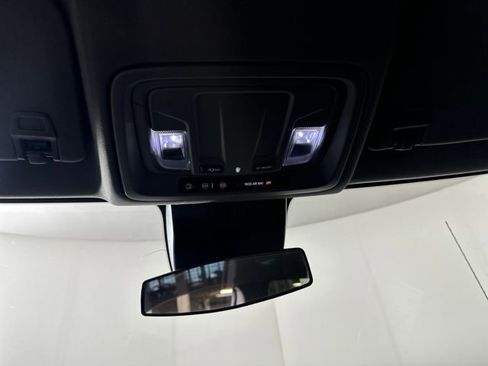 Used 2022 GMC Sierra 1500 Elevation image 24