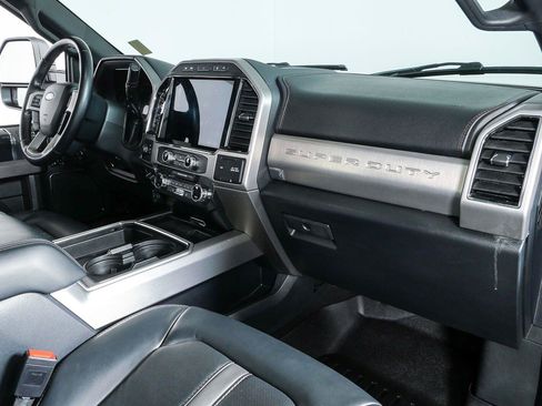 Used 2022 Ford F250 Platinum AWD/4WD image 23