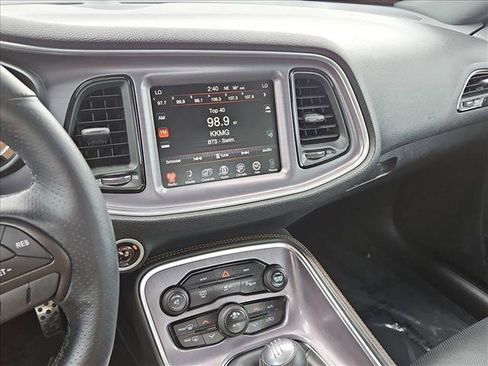Used 2016 Dodge Challenger R/T Scat Pack RWD image 15
