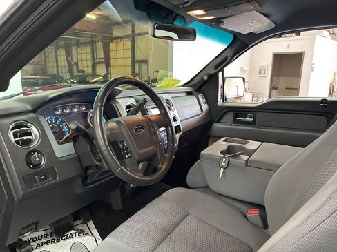 Used 2014 Ford F150 XLT w/ Equipment Group 302A Luxury AWD/4WD image 8
