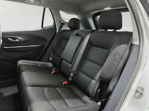 Used 2022 GMC Terrain SLE w/ Elevation Edition FWD image 18