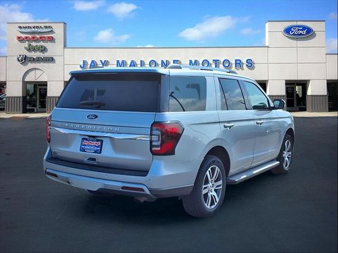 Certified 2024 Ford Expedition Limited image 2