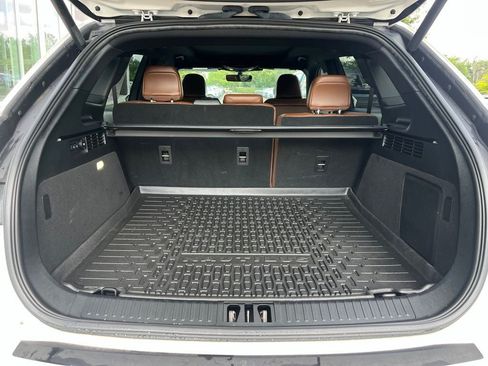 Certified 2023 Lincoln Nautilus Reserve AWD/4WD image 12