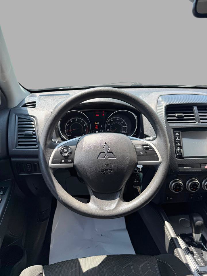 Used 2022 Mitsubishi Outlander Sport ES FWD image 27