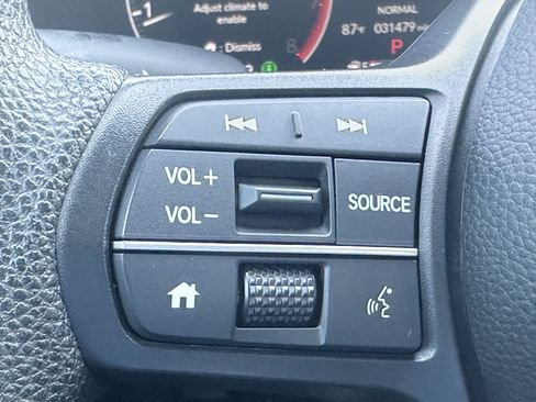 Used 2025 Honda CR-V EX image 24