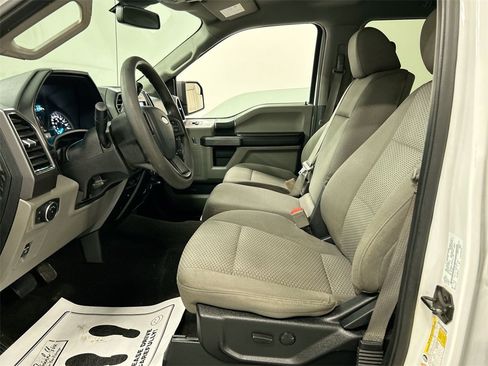 Used 2019 Ford F150 XLT w/ Trailer Tow Package image 9