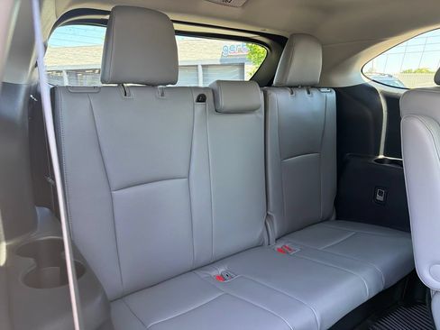 Used 2025 Toyota Highlander Platinum AWD/4WD image 17