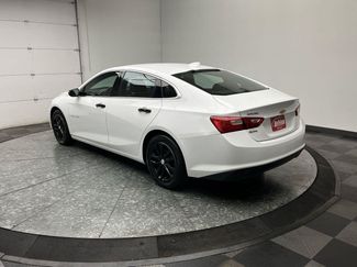 Used 2017 Chevrolet Malibu LT w/ Leather Package FWD video 2