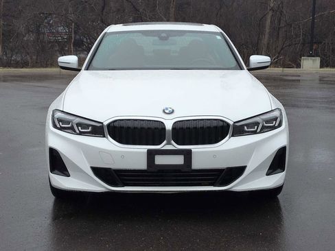 Used 2024 BMW 330i xDrive Sedan w/ Convenience Package image 17