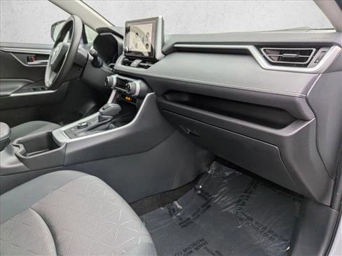 Used 2023 Toyota RAV4 XLE image 19