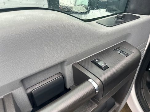 Used 2014 Ford F250 XL w/ Power Equipment Group image 11