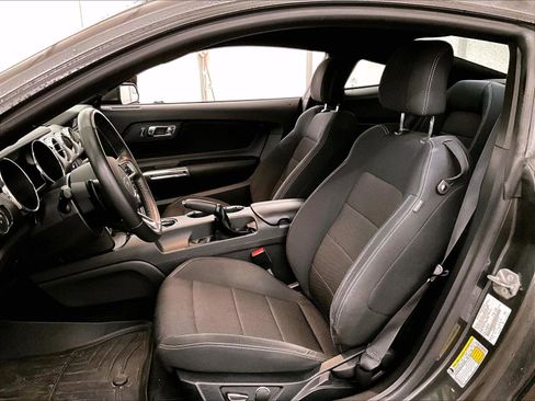 Used 2016 Ford Mustang Coupe w/ Equipment Group 051A RWD image 24