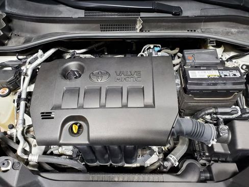 Certified 2019 Toyota C-HR Limited image 6