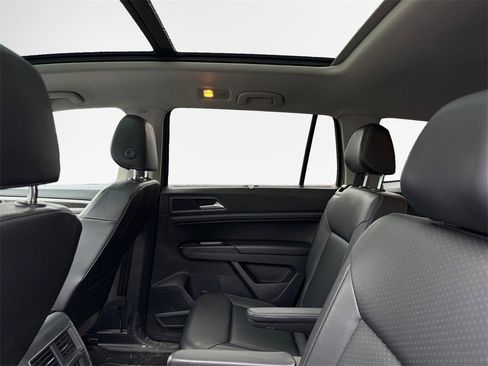Used 2018 Volkswagen Atlas SEL image 17