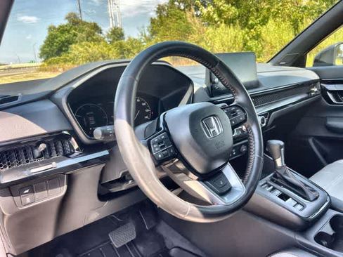 Used 2023 Honda CR-V Sport Touring image 15