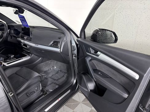 Used 2021 Audi SQ5 Prestige AWD/4WD image 36