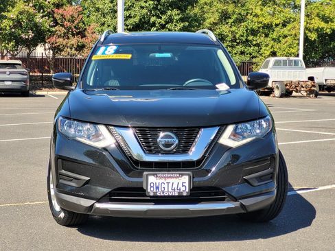 Used 2018 Nissan Rogue S w/ S Value Package FWD image 3