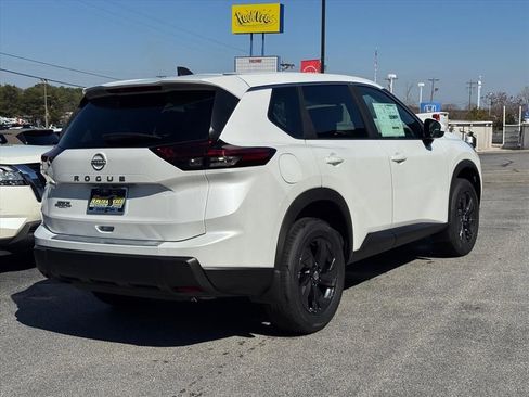 New 2026 Nissan Rogue SV w/ Cold Weather Package FWD image 3